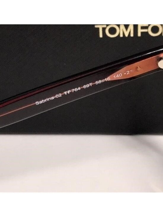 NEW Tom Ford TF764 69T Sunglasses – Shiny Bordeaux Frame / Gradient Bordeaux Le main image 5